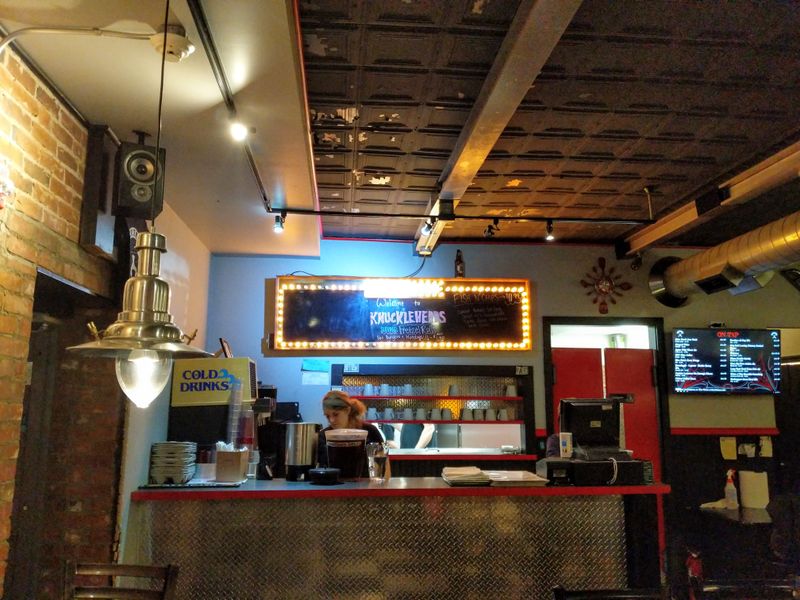 KnuckleHeads Taproom - Wallingford