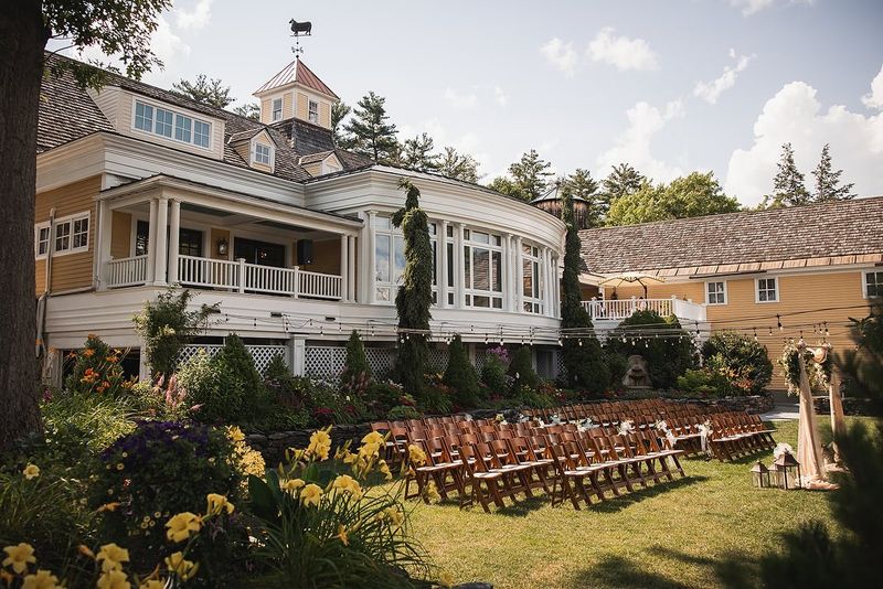 Bedford Village Inn – The Dining Room