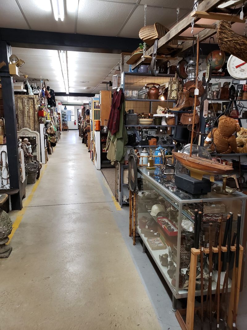 Adamstown Antique Mall, Adamstown