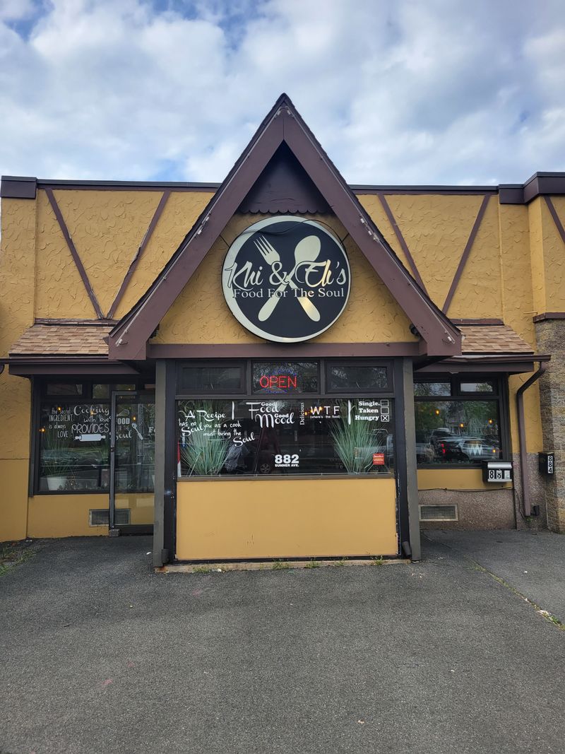 Khi & Eli's Food For The Soul – Springfield