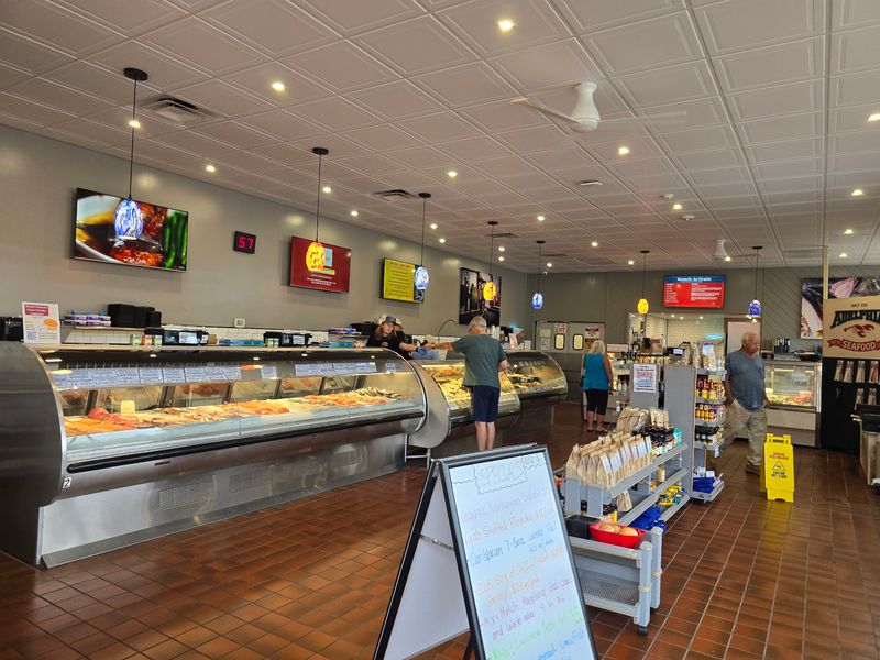 Adelphia Seafood, Reading