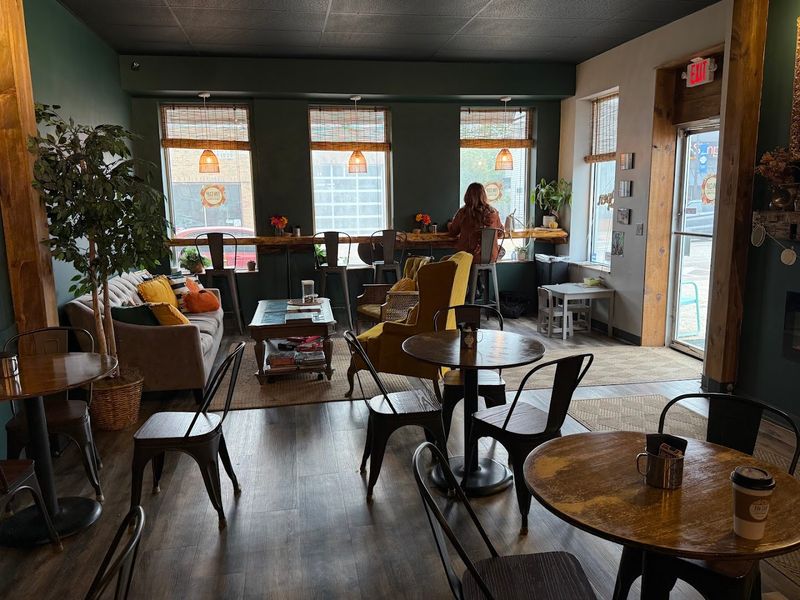 Tin Cup Cafe & Creamery