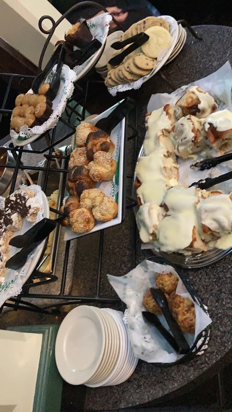 Hours And Best Times To Visit