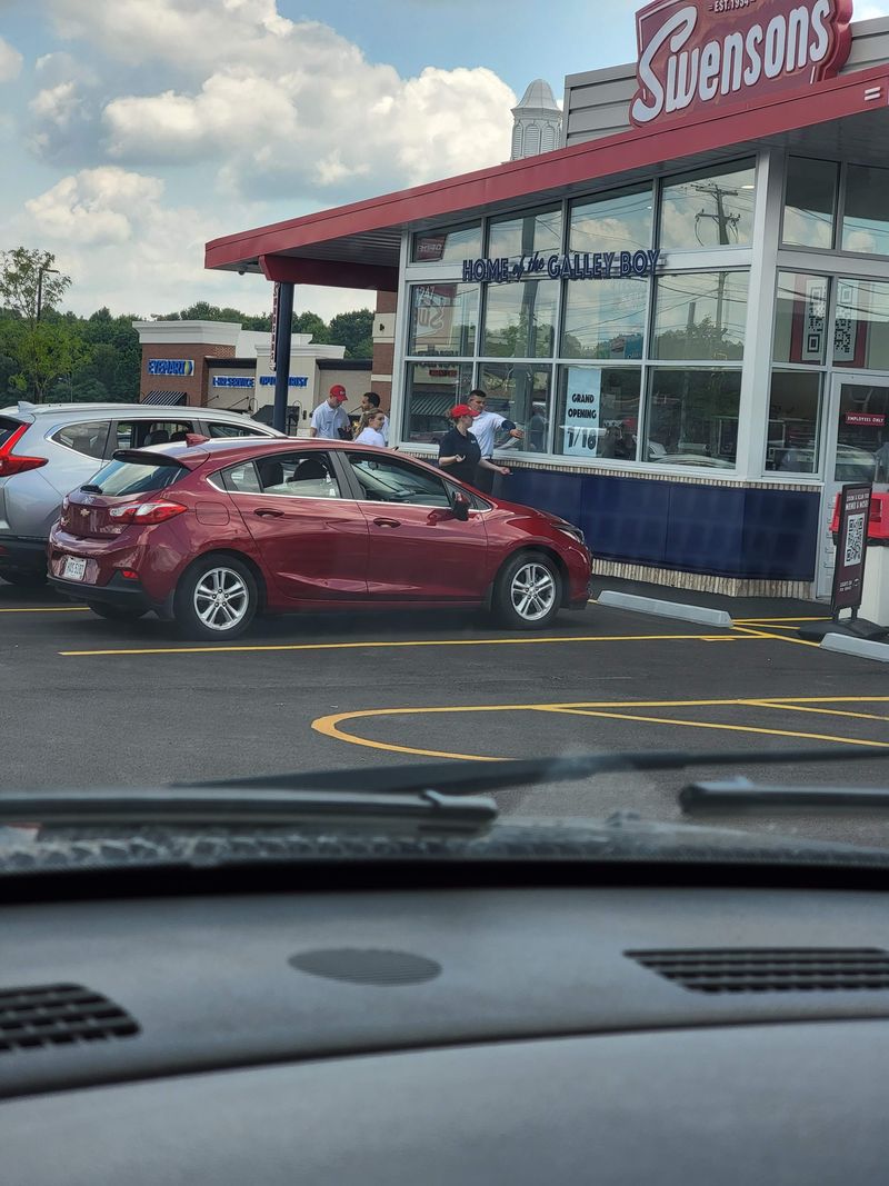 Late-Night Hours For When Cravings Strike