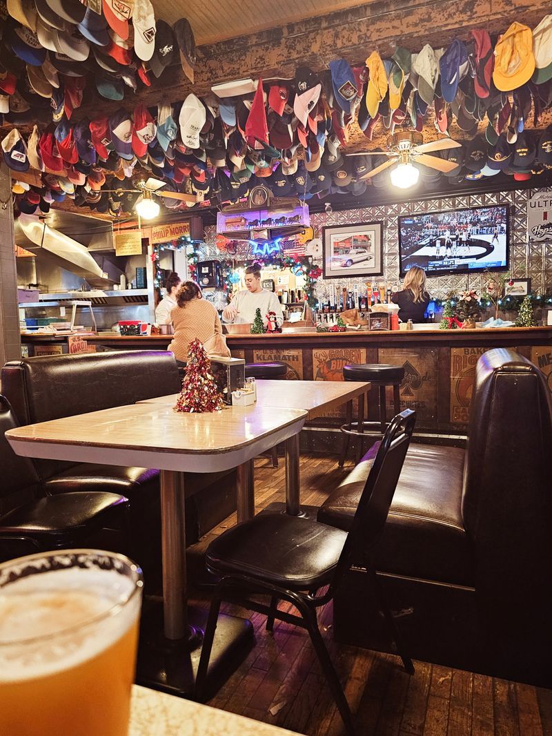 Classic Pub Atmosphere Perfect for Casual Dining