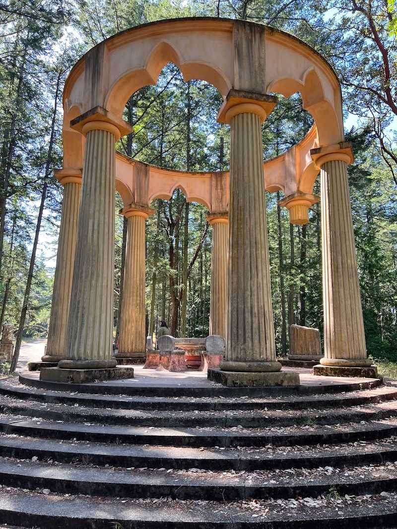 Afterglow Vista / John S. McMillin Memorial Mausoleum, Friday Harbor