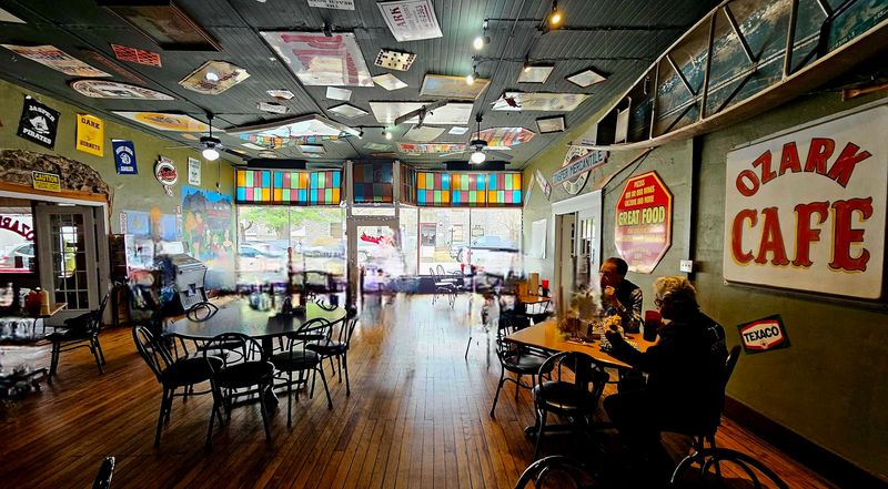Ozark Cafe, Jasper