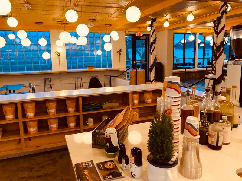 Airship Coffee Bar at the Pumphouse, Bentonville