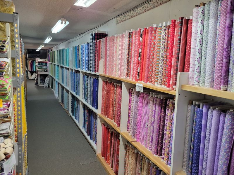 Aisles Filled With Quilting Color