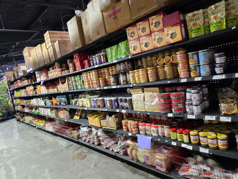 Aisles Packed With Global Finds Aisles Packed With Global Finds
