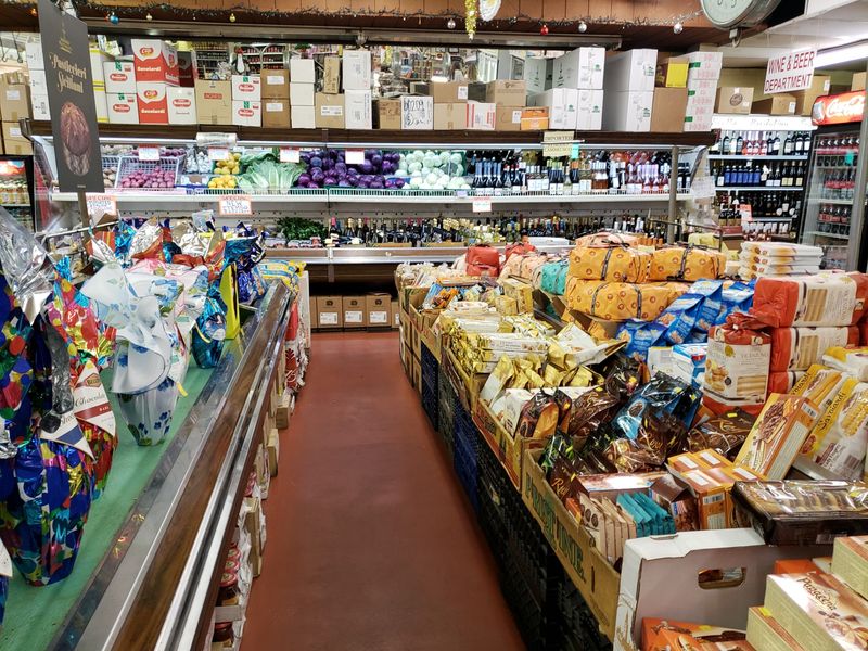 Aisles Packed With Little Trips To Italy