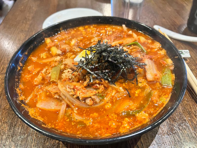 Tomukun Noodle Bar, Ann Arbor