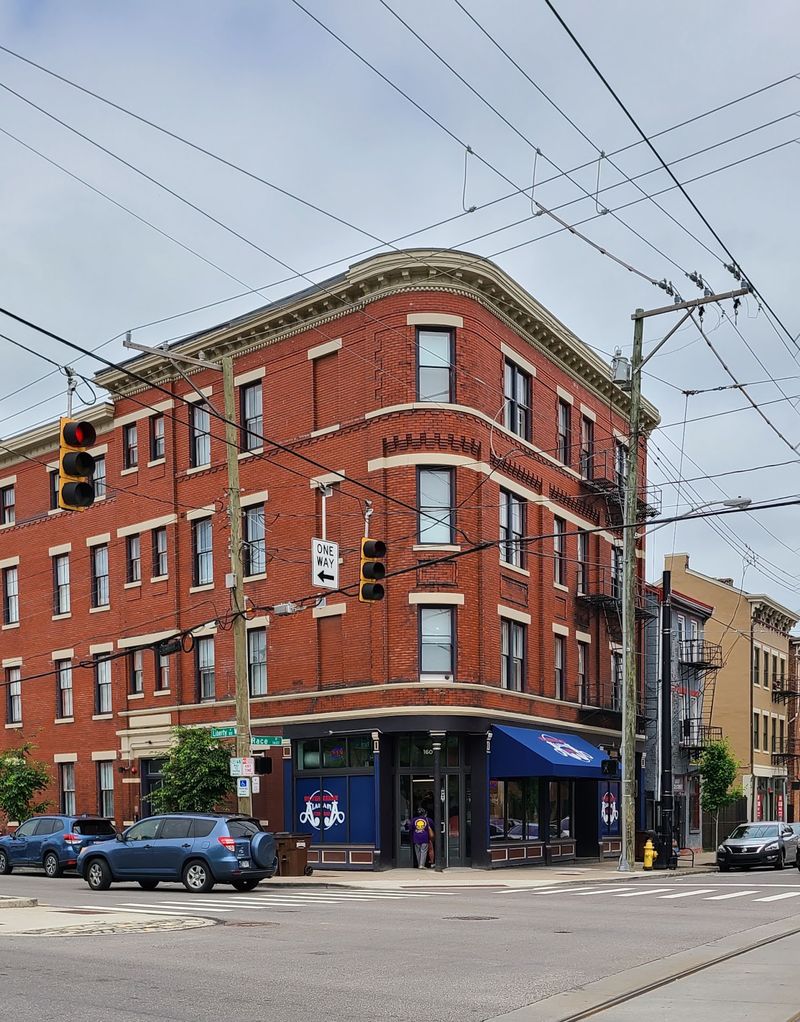 Alabama Fishbar, Cincinnati