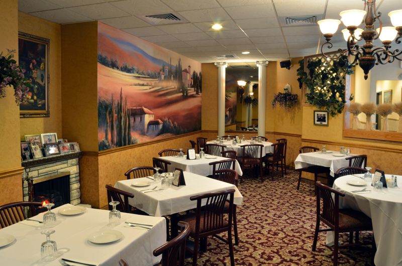 Roman Village Cucina Italiana, Dearborn