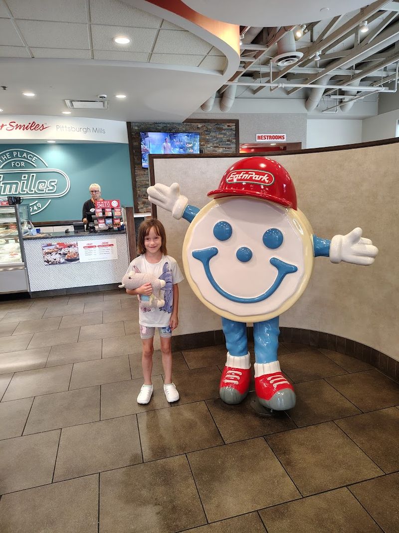 The Smiley Cookie That Became a Signature