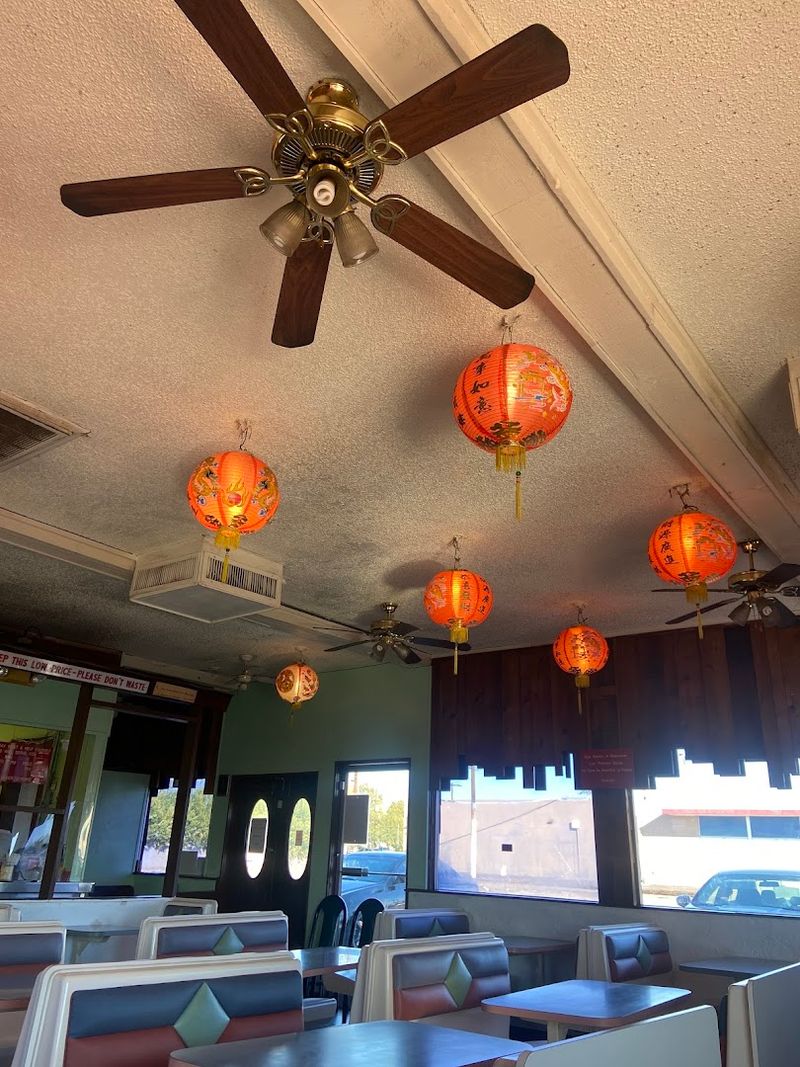 A Time Capsule That Serves Lunch