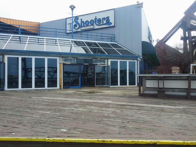 Shooters On The Water — Cleveland, OH 