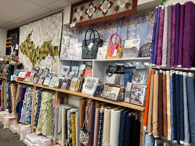 Alley Kat’s Quilt Shop & Sewing Center Alley Kat’s Quilt Shop & Sewing Center