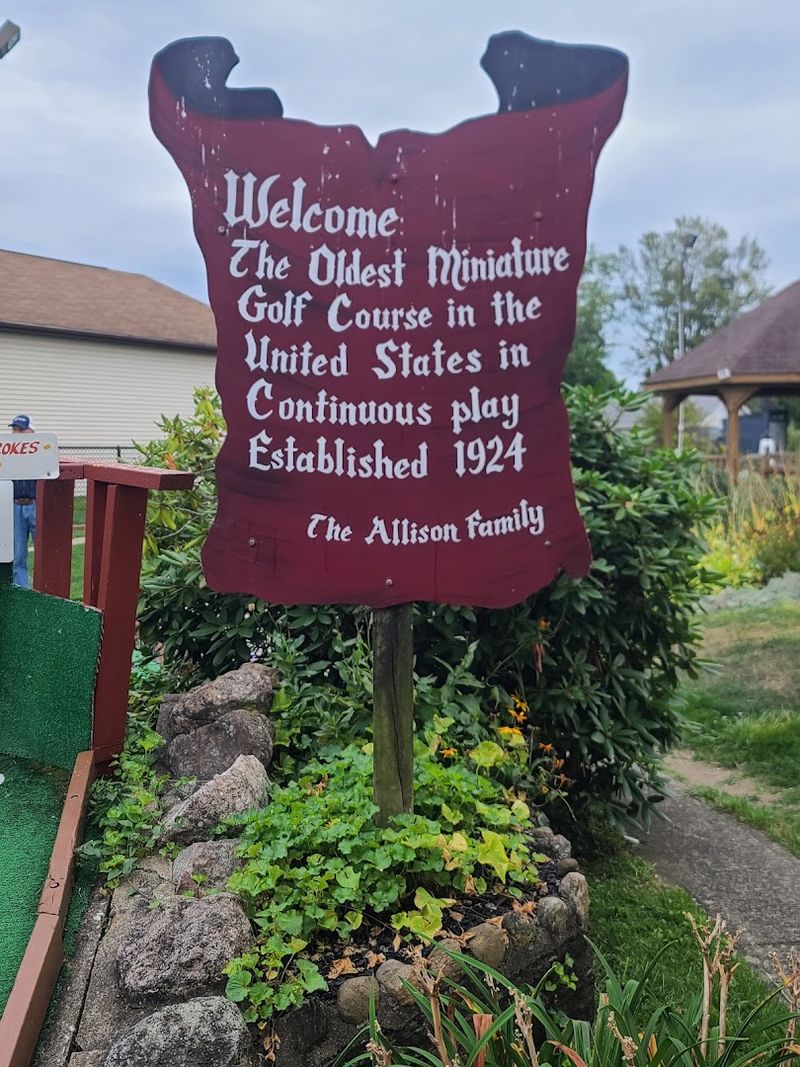Allison's Mini Golf, Geneva-On-The-Lake