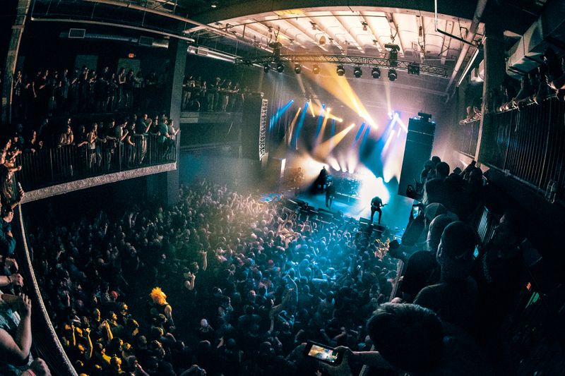 Live Music New Year’s Eve Shows at Iconic Venues