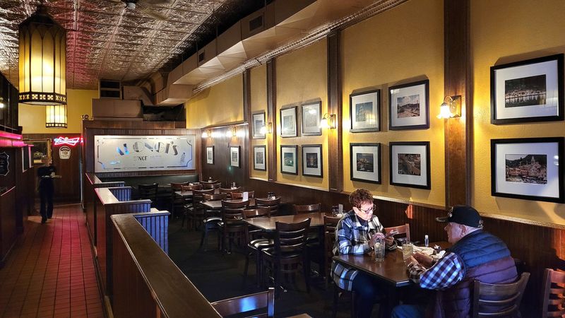 Alongi's Italian Restaurant, Du Quoin
