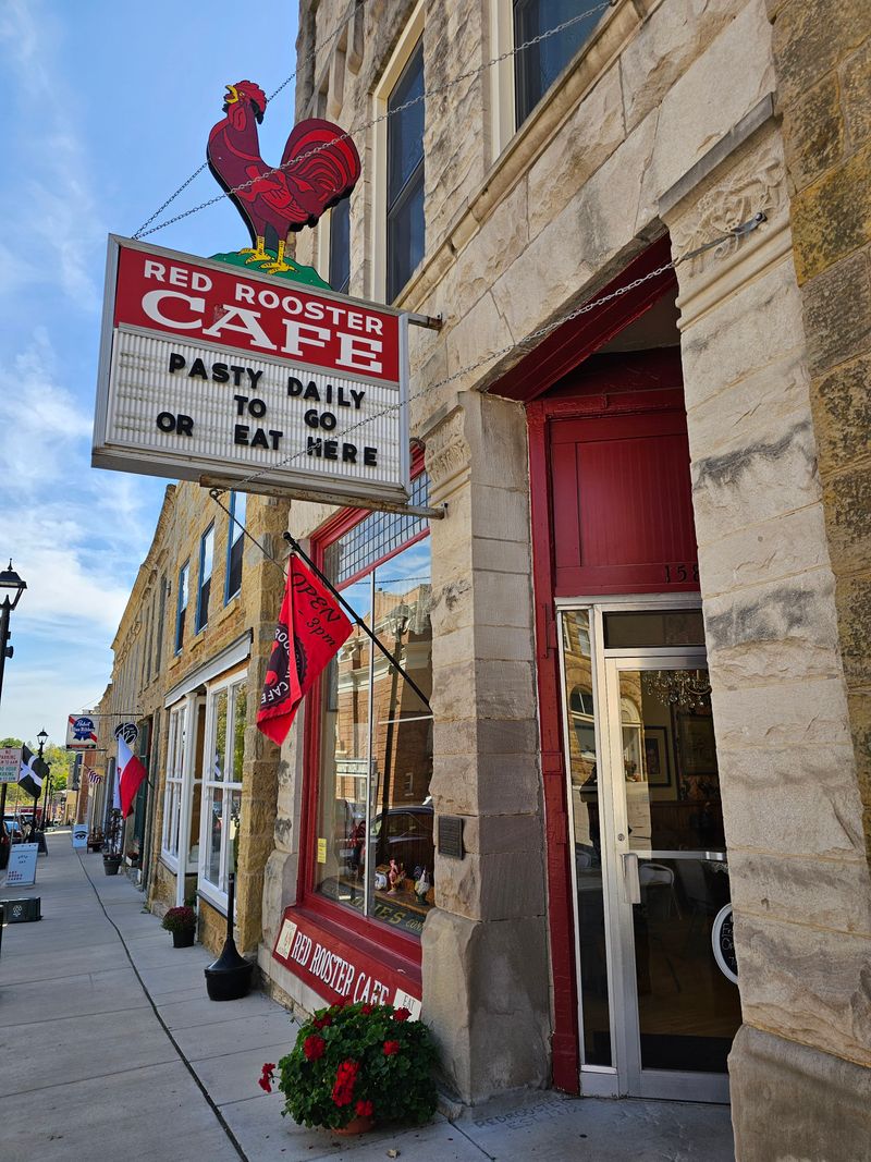 Red Rooster Café