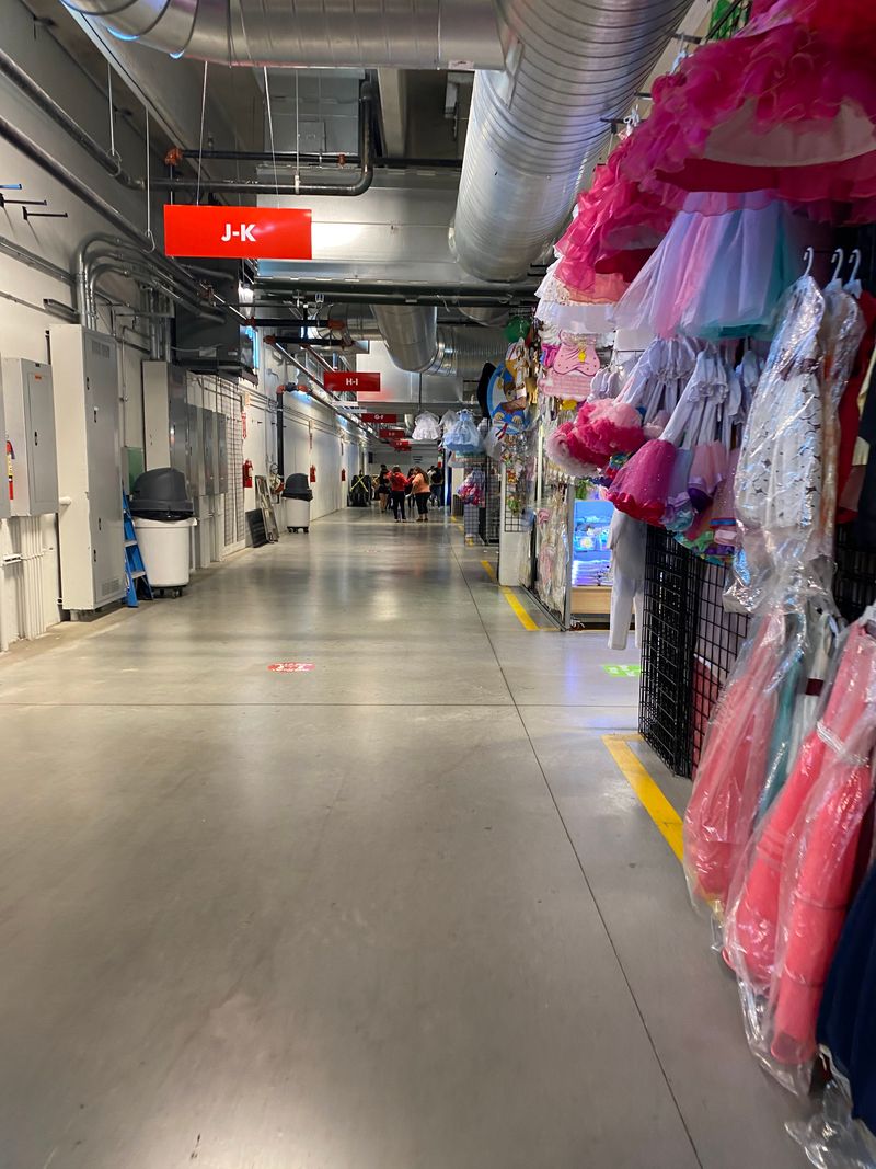 Buyer's Flea Market – Chicago