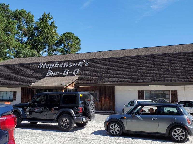 Stephenson’s Bar-B-Q (Highway Convenience Stop)