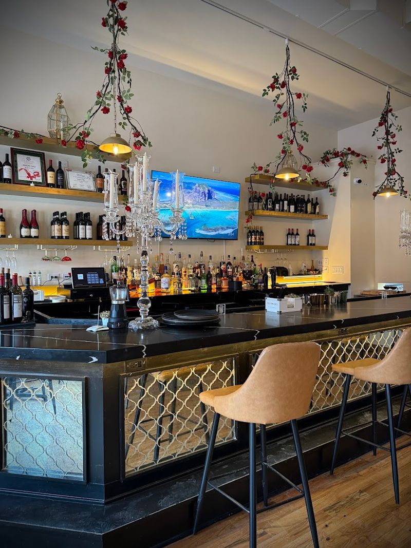 Amore Mio & Piano Bar