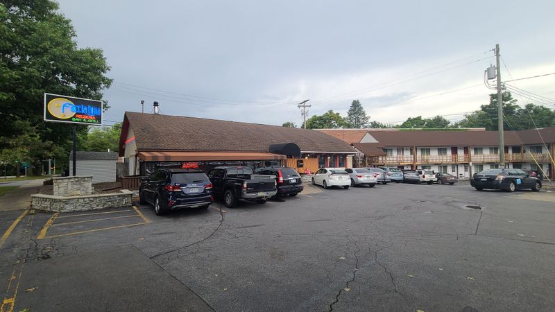 Faccia Luna Pizzeria — State College, PA