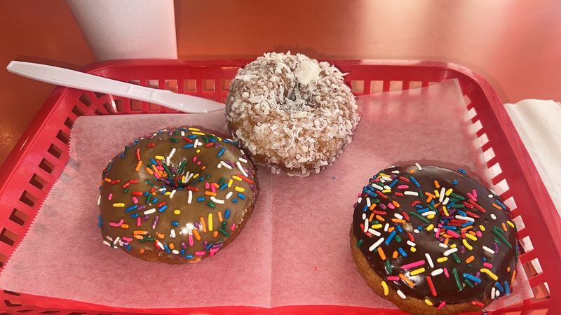 Alvernon Donut Shop, Tucson, AZ