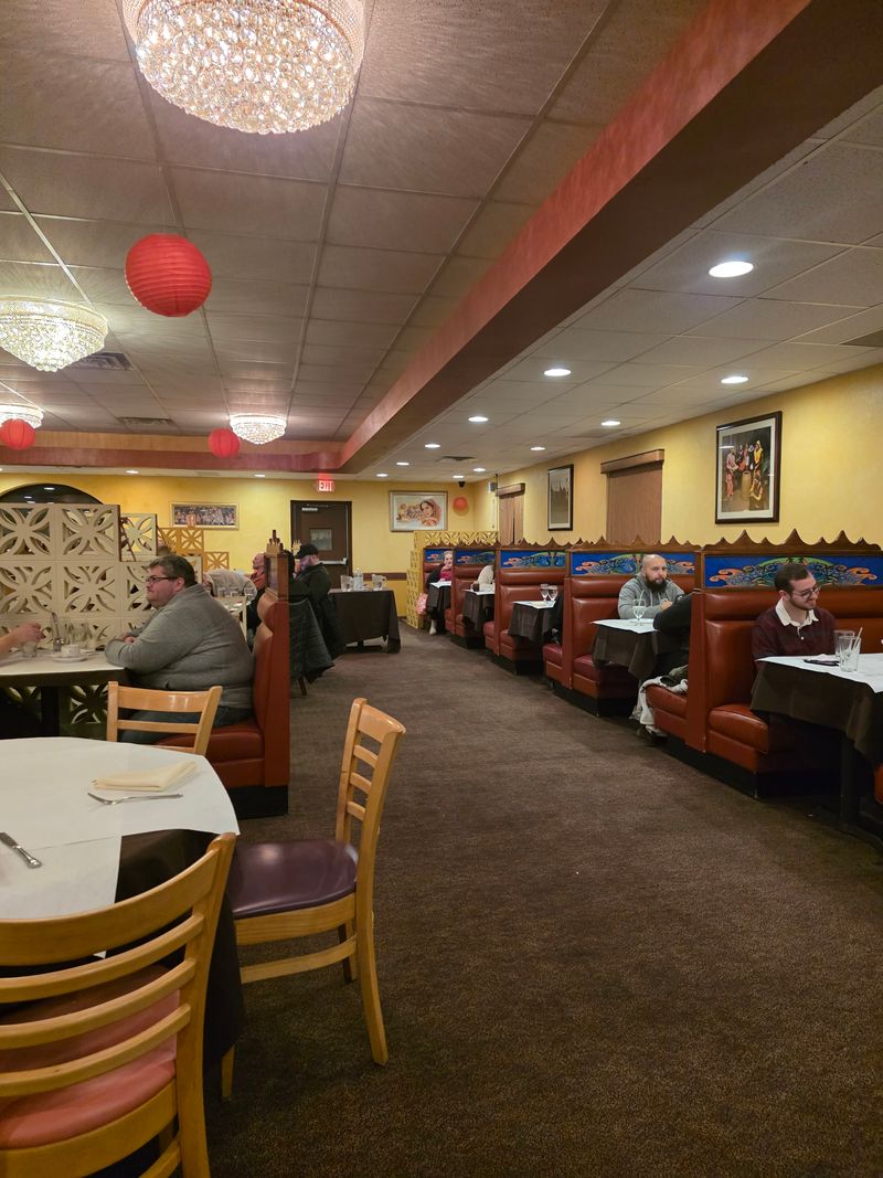 Bombay Sitar, Canton