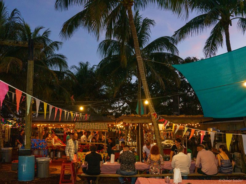 How The Night Flows: Service And Experience