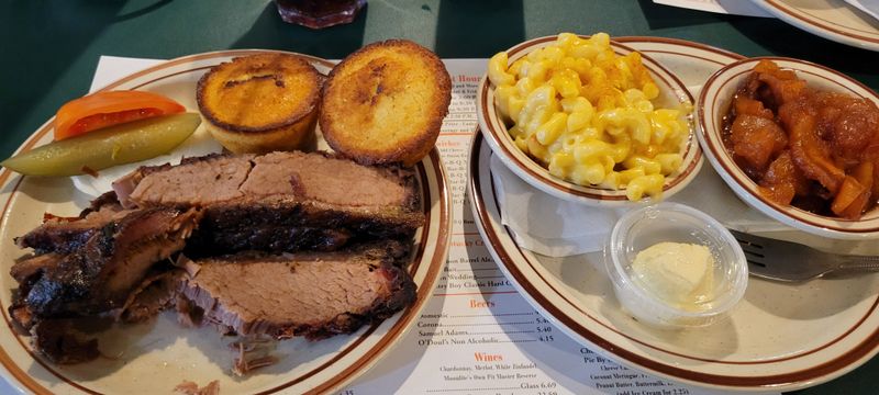 Menu Highlights and Signature Dishes