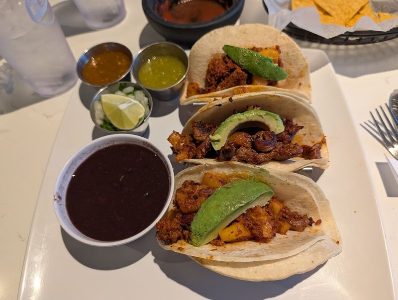 Tacos Mexicanos, Macedonia