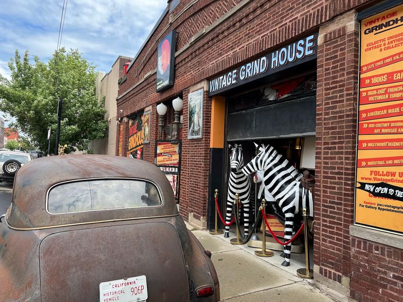 Vintage Grind House, Chicago
