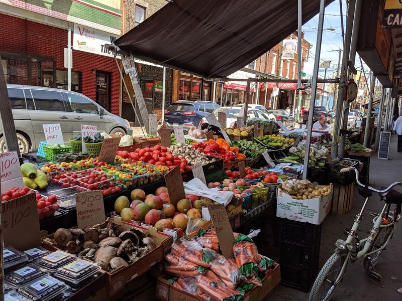 The Market Runs Along 919 S 9th St And Spans Nearly Nine Blocks