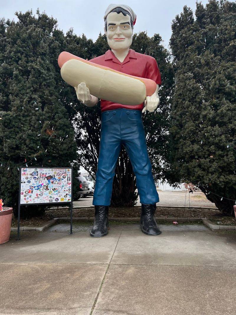 Paul Bunyan Hot Dog Statue, Atlanta