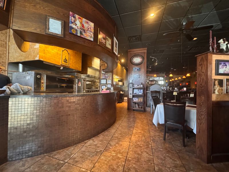 Amici's Italian Restaurant & Pizzeria Amici's Italian Restaurant & Pizzeria