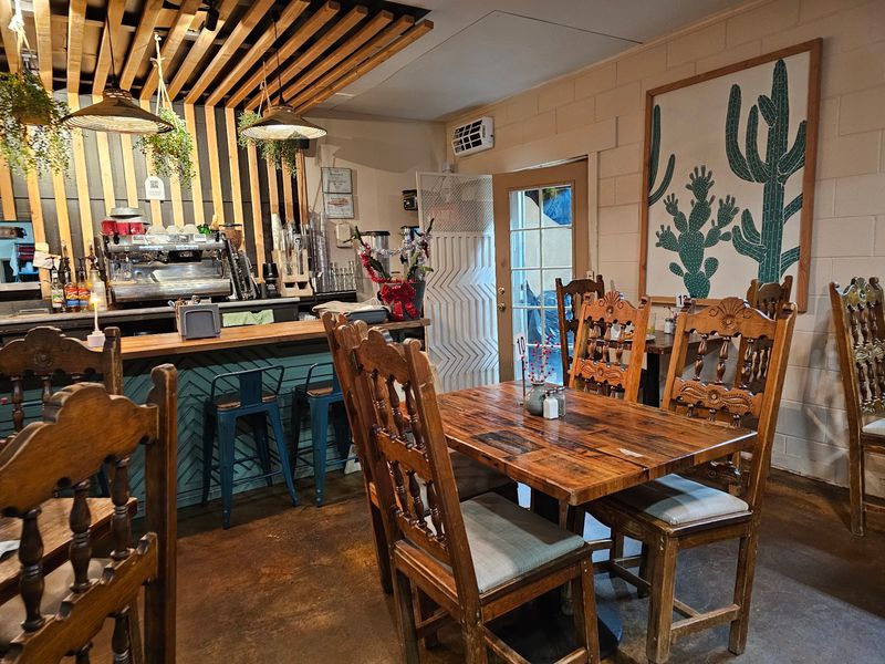 Amigo Cafe