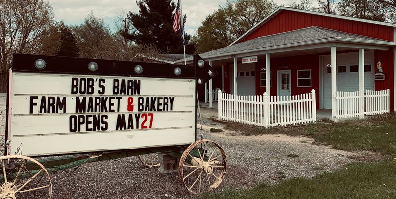 Bob’s Barn Farm Market & Bakery, Coloma