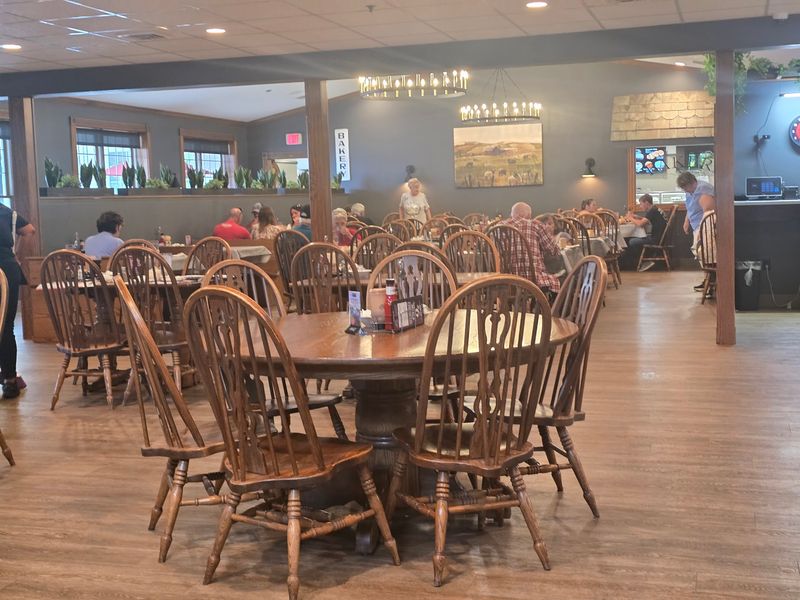 Amish Door Restaurant, Wilmot