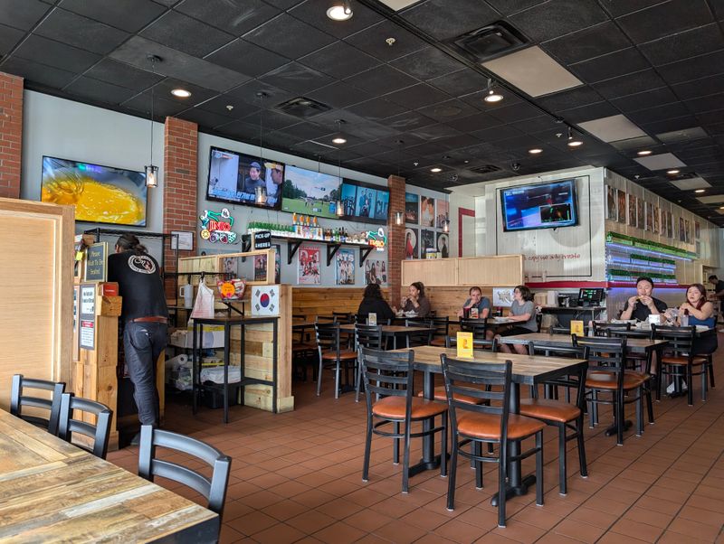 CM Chicken, Columbus