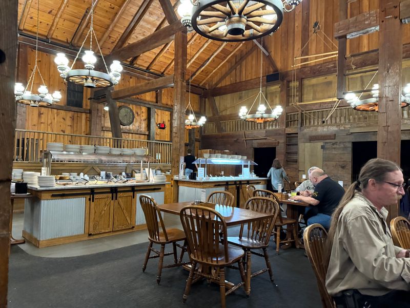 The Barn Restaurant at Sauder Village – Archbold
