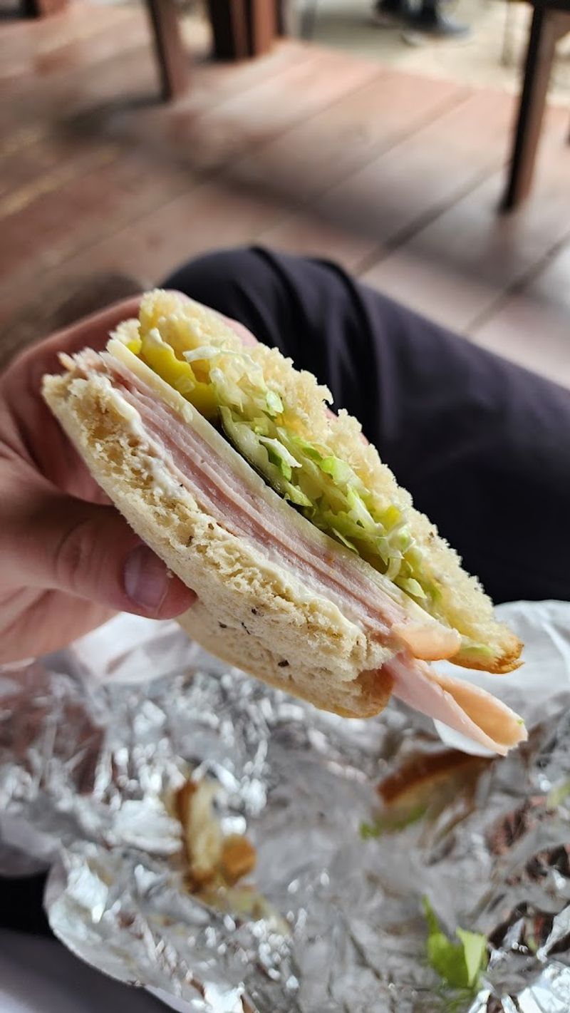 The Value Lunch Special That Makes Budgets Very Happy