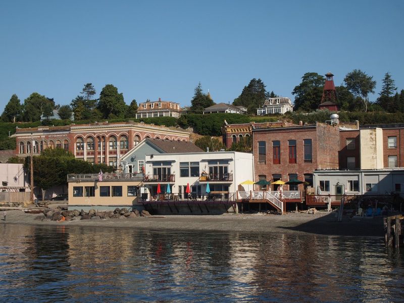 An Artist's Haven by the Water