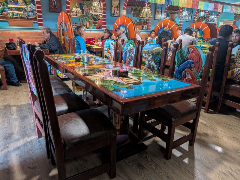 Service That Moves With Quiet Efficiency