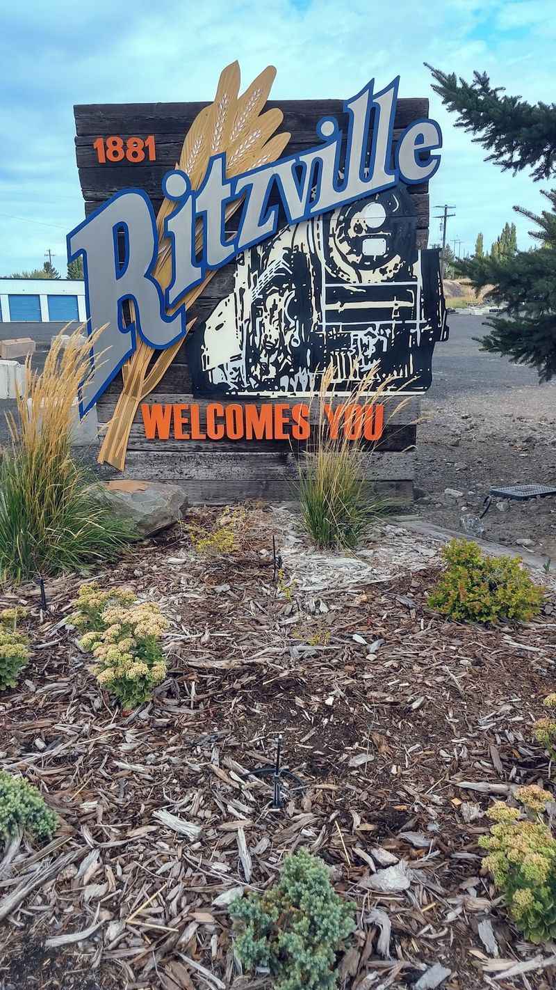 An Easy Stop Right Off the Interstate An Easy Stop Right Off the Interstate