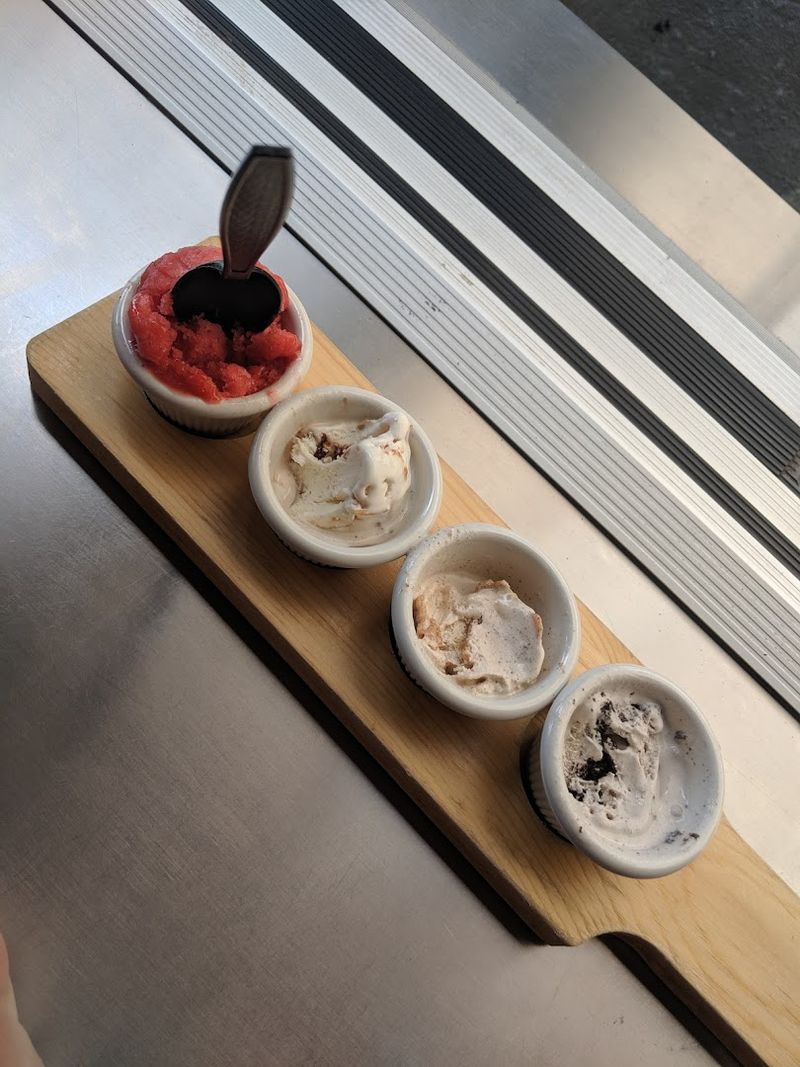 An Ice Cream Flight Lets You Try Four Flavors At Once