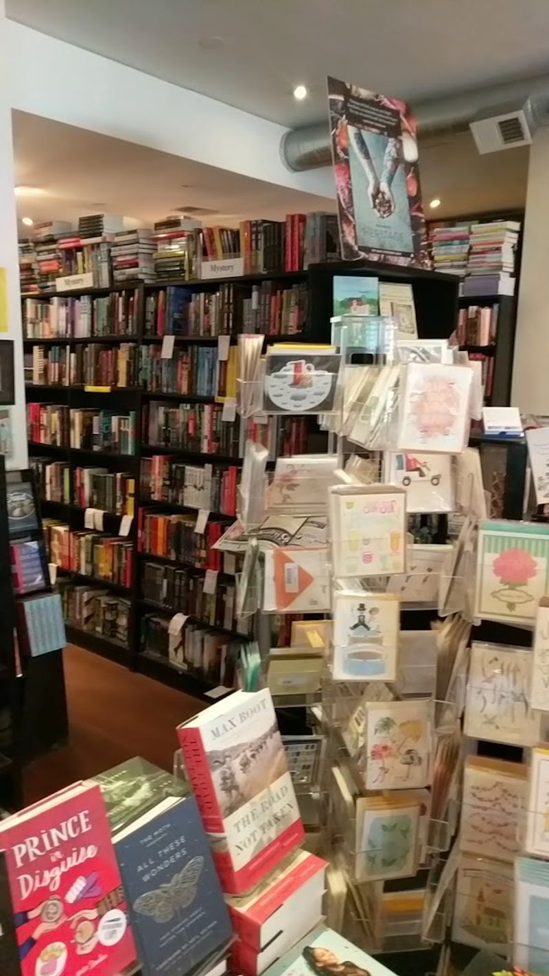 The Cafe That Makes Browsing Even Better